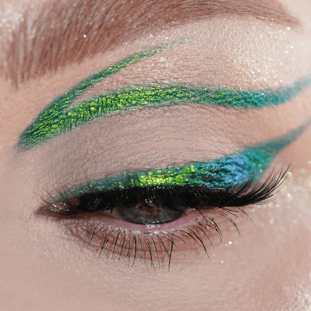 Multichrome Eyeliner